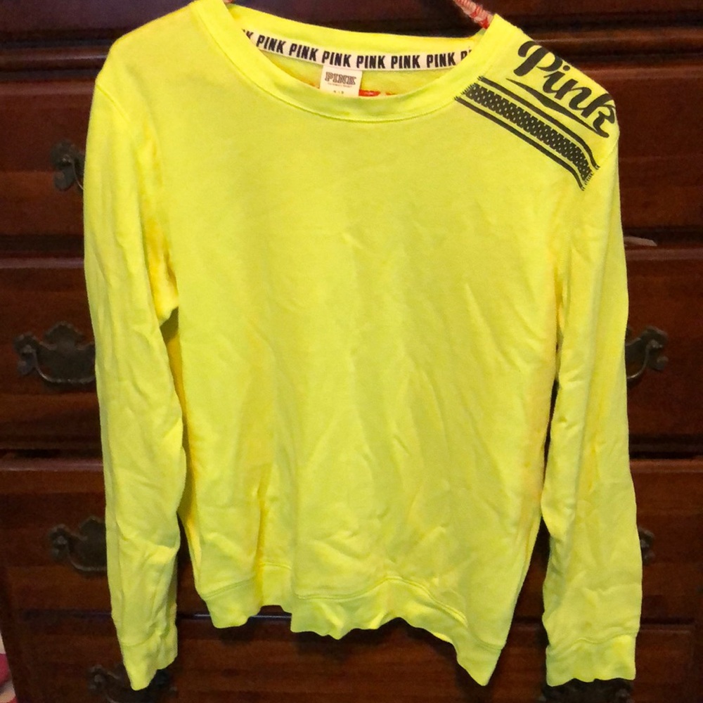 ✨Long sleeve PINK shirt, size small, neon yellow✨